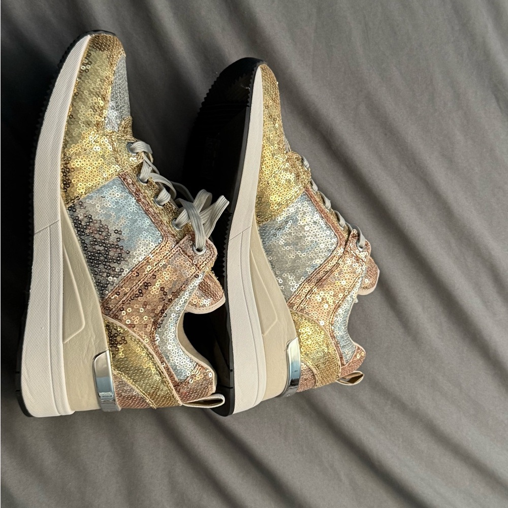 $150 Gold and Silver Sequin Women's Sneakers Michael Kors size 9
